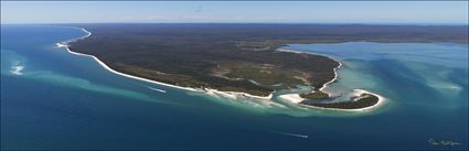 Moon Point - Fraser Island - QLD (PBH4 00 17867)